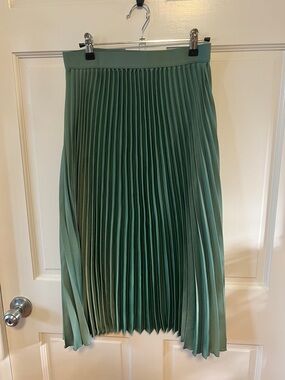 H&M Pleated midi Skirt